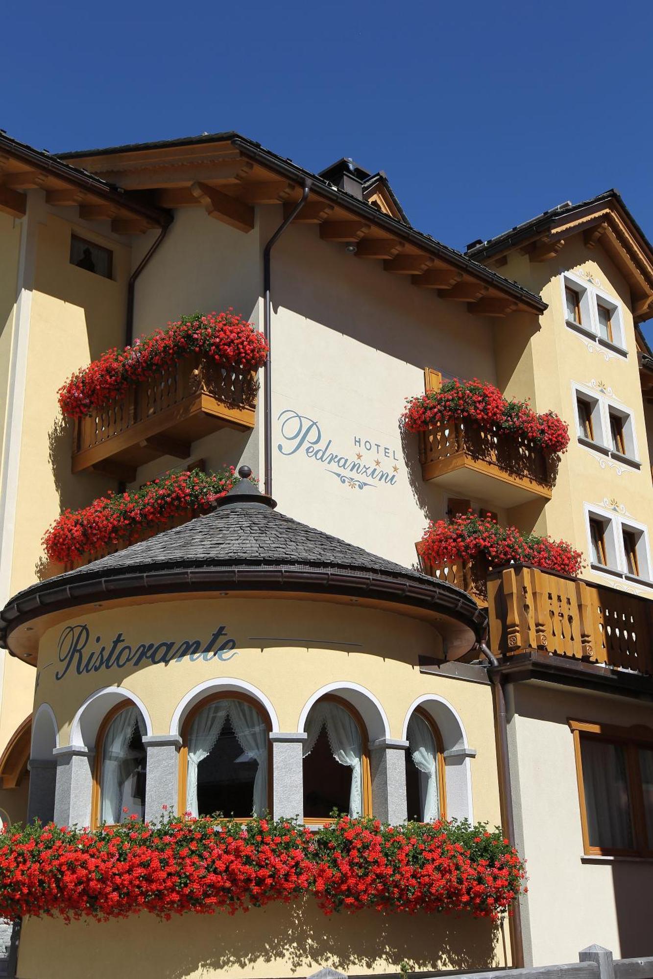 Hotel Pedranzini Santa Caterina Valfurva Eksteriør billede